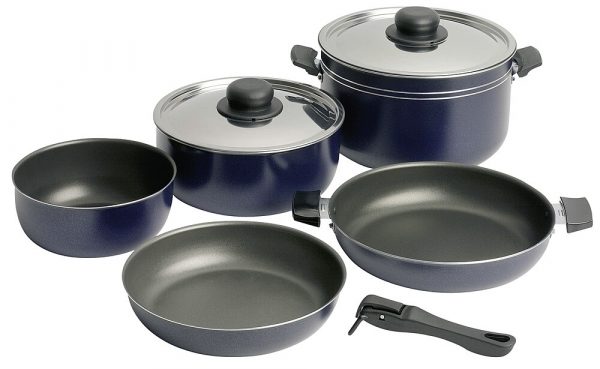 set de poëles et casseroles