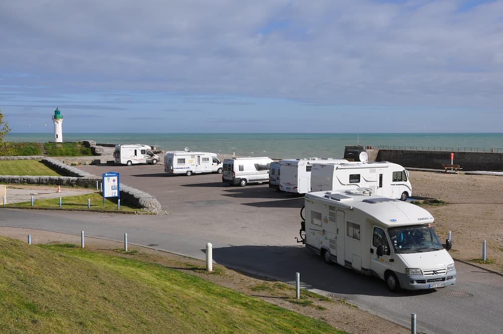 Camping-car en Normandie - Concessionnaire de camping-cars - Loisirs44