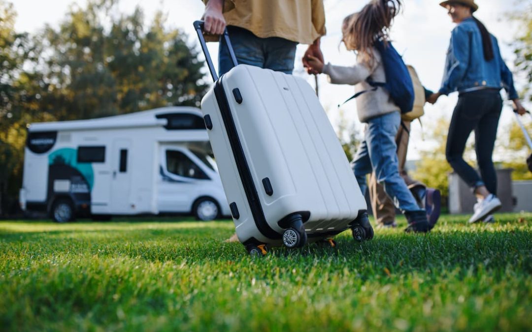 Famille en camping-car - Loisirs44